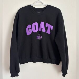 Athleta Gold Over America Tour Crewneck